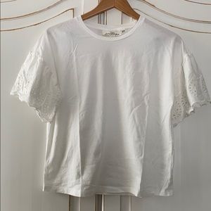 Short-sleeve top with lace sleeve detail